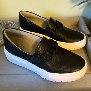 Naturalizer Daphne Slip On Sneaker